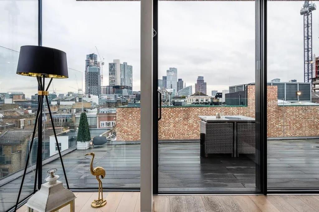 3 Bed Luxury Penthouse Hoxton Square With Terrace Apartment London