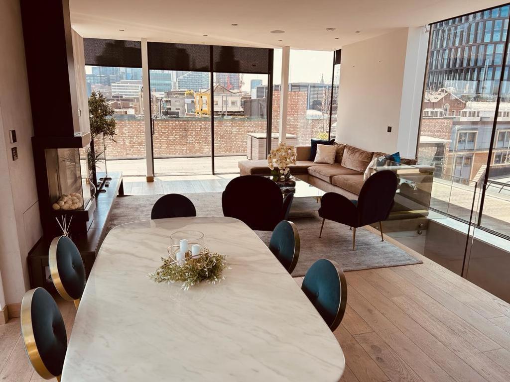 3 Bed Luxury Penthouse Hoxton Square With Terrace * London